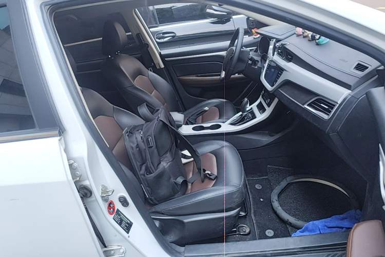 Used Geely Auto Vision 2018 1.5L Automatic Happiness Edition Right Front Seat