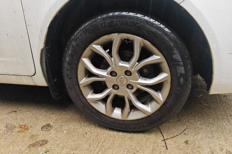 Used Geely Auto Vision 2018 1.5L Manual Happiness Edition Right Front Wheel Hub