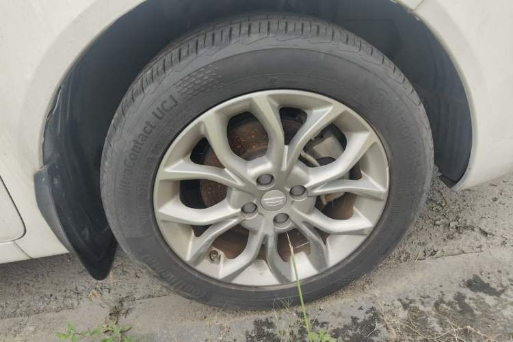 Used Geely Auto Vision 2018 1.5L Automatic Prestige Model Right Front Wheel Hub