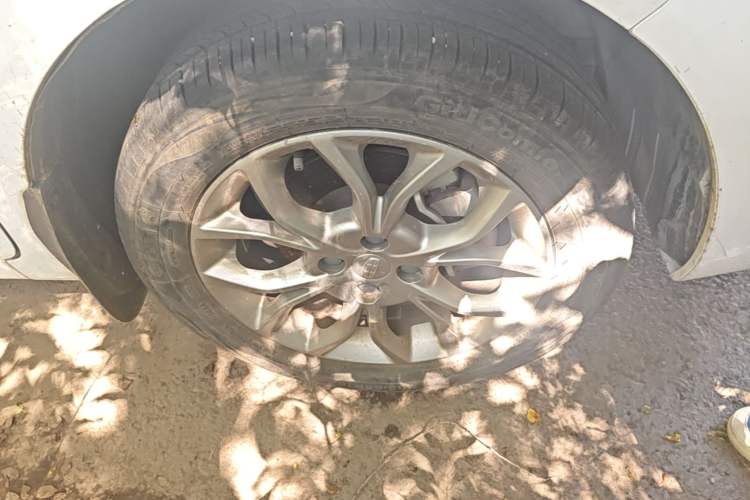 Used Geely Auto Vision 2018 1.5L Manual Happiness Edition Right Front Wheel Hub