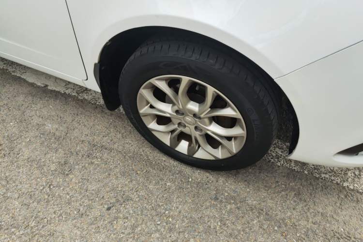 Used Geely Auto Vision 2018 1.5L Manual Happiness Edition Right Front Wheel Hub