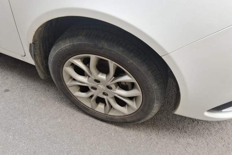 Used Geely Auto Vision 2018 1.5L Manual Happiness Edition Right Front Wheel Hub