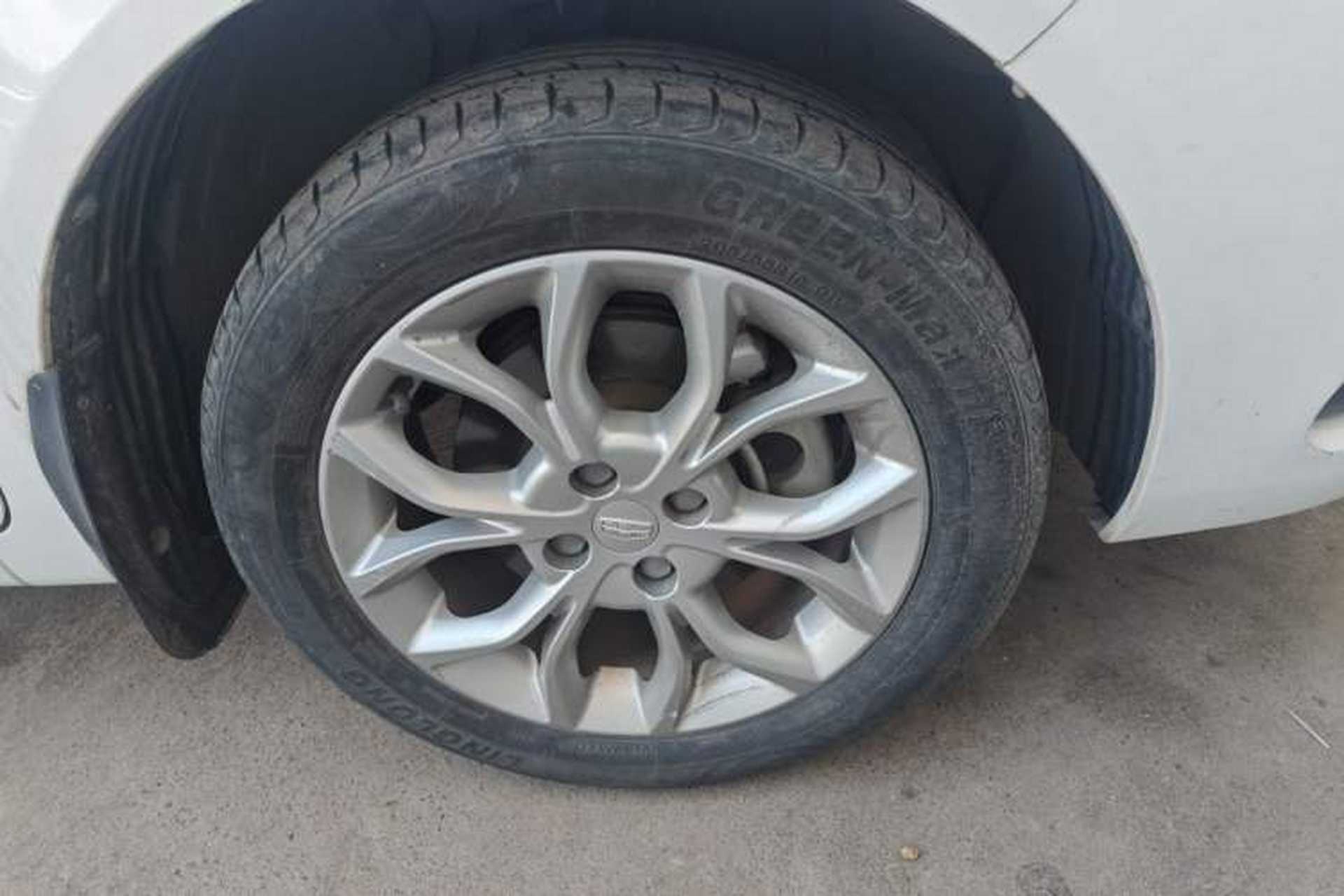 Used Geely Auto Vision 2018 1.5L Manual Happiness Edition Right Front Wheel Hub