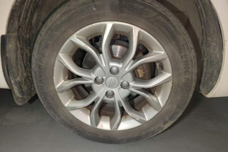 Used Geely Auto Vision 2018 1.5L Manual Happiness Edition Right Front Wheel Hub