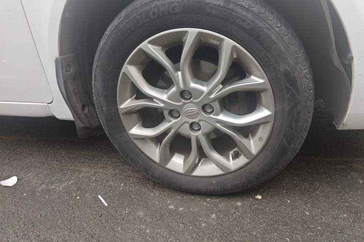Used Geely Auto Vision 2018 1.5L Manual Happiness Edition Right Front Wheel Hub