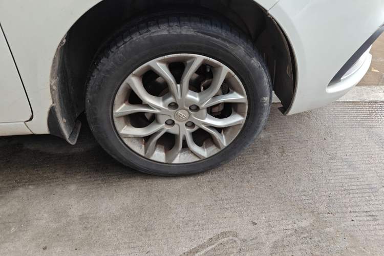 Used Geely Auto Vision 2018 1.5L Manual Happiness Edition Right Front Wheel Hub