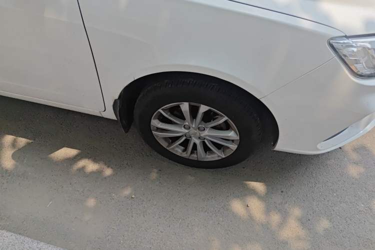 Used Geely Auto Vision 2018 1.5L Manual Happiness Edition Right Front Wheel Hub