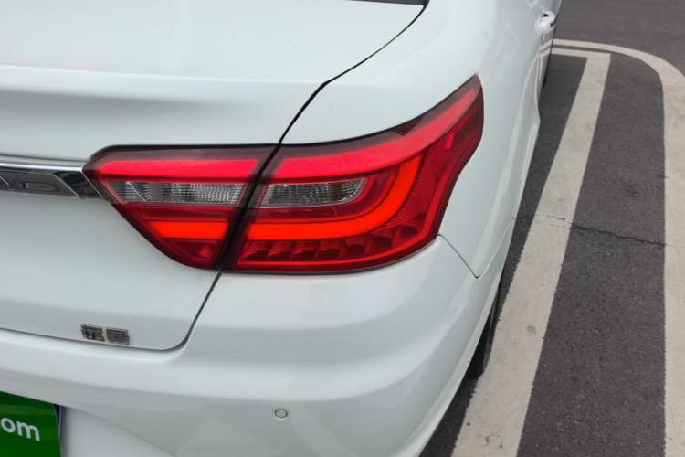 Used Geely Auto Vision 2018 1.5L Automatic Happiness Edition Right Rear Taillight