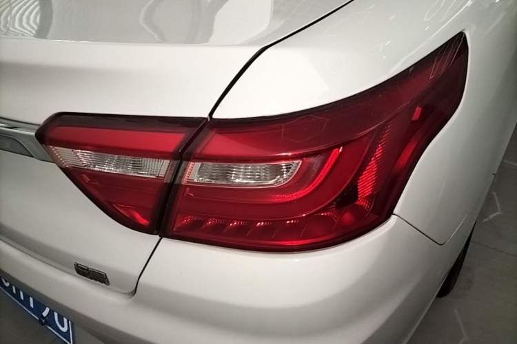 Used Geely Auto Vision 2018 1.5L Automatic Happiness Edition Right Rear Taillight