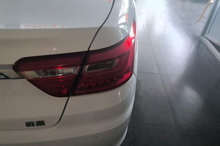 Used Geely Auto Vision 2018 1.5L Manual Happiness Edition Right Rear Taillight