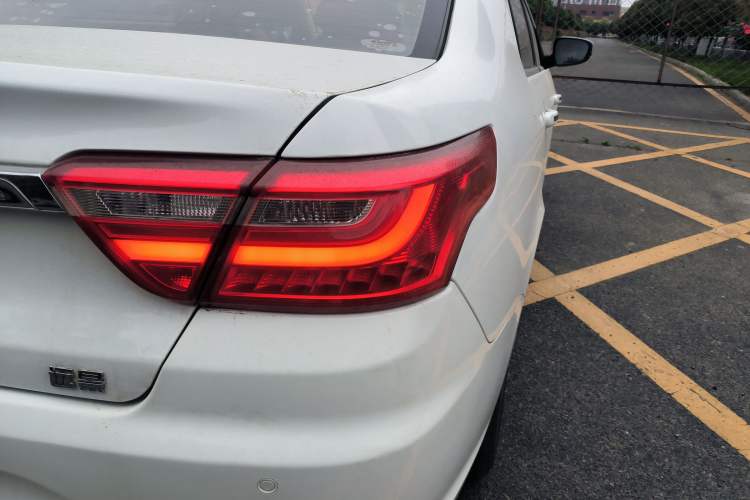 Used Geely Auto Vision 2018 1.5L Manual Happiness Edition Right Rear Taillight