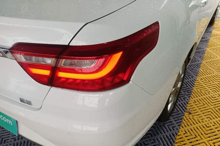 Used Geely Auto Vision 2018 1.5L Automatic Happiness Edition Right Rear Taillight