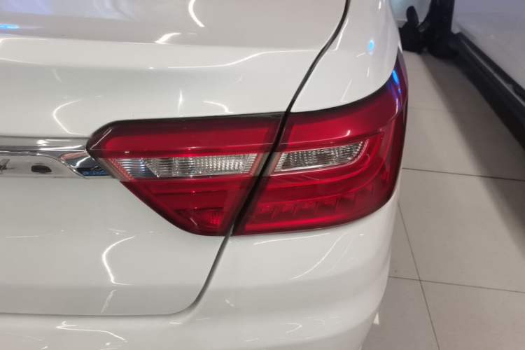 Used Geely Auto Vision 2018 1.5L Automatic Happiness Edition Right Rear Taillight
