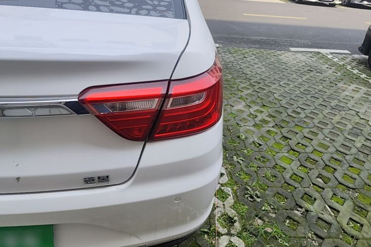 Used Geely Auto Vision 2018 1.5L Automatic Happiness Edition Right Rear Taillight
