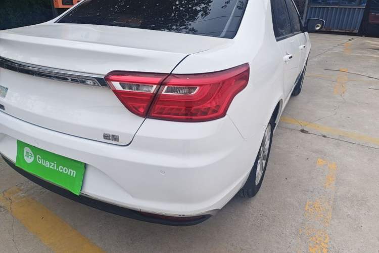 Used Geely Auto Vision 2018 1.5L Automatic Happiness Edition Right Rear Taillight