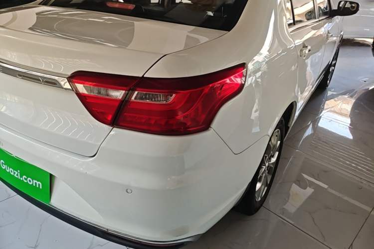 Used Geely Auto Vision 2018 1.5L Manual Happiness Edition Right Rear Taillight