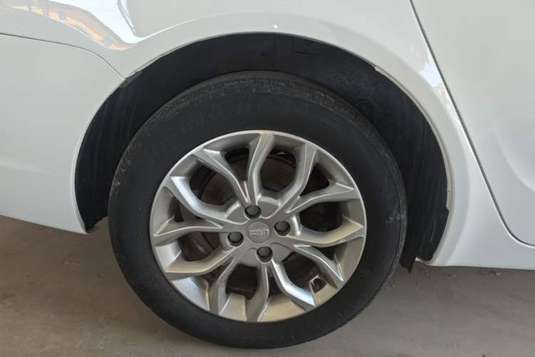 Used Geely Auto Vision 2018 1.5L Manual Happiness Edition Right Rear Wheel Hub
