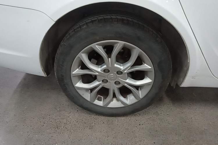 Used Geely Auto Vision 2018 1.5L Manual Happiness Edition Right Rear Wheel Hub