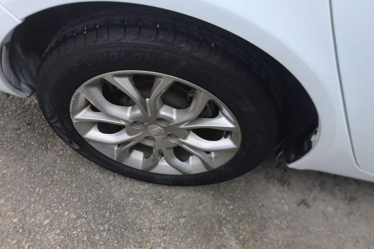 Used Geely Auto Vision 2018 1.5L Automatic Happiness Edition Right Rear Wheel Hub