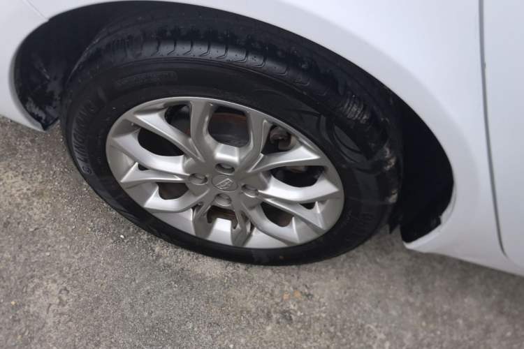 Used Geely Auto Vision 2018 1.5L Manual Happiness Edition Right Rear Wheel Hub