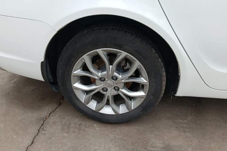 Used Geely Auto Vision 2018 1.5L Manual Happiness Edition Right Rear Wheel Hub