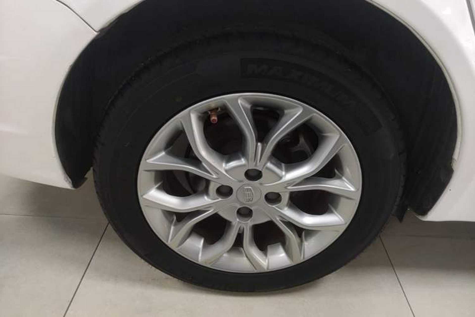 Used Geely Auto Vision 2018 1.5L Automatic Happiness Edition Right Rear Wheel Hub