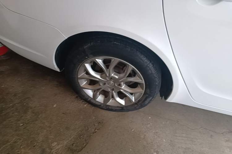 Used Geely Auto Vision 2018 1.5L Manual Happiness Edition Right Rear Wheel Hub
