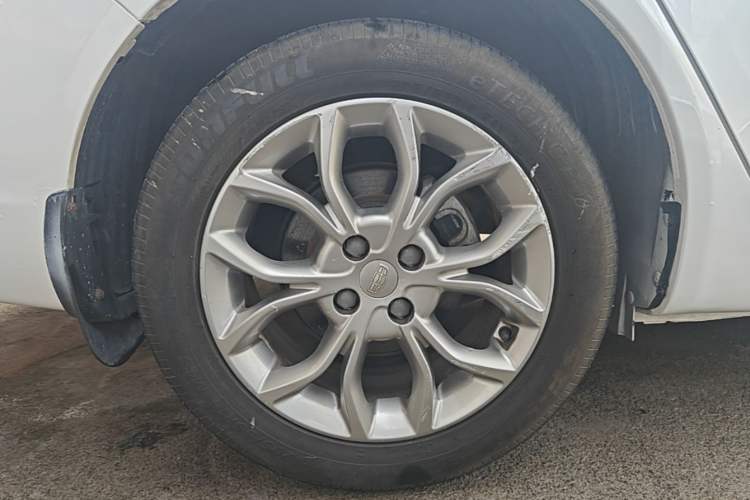 Used Geely Auto Vision 2018 1.5L Manual Happiness Edition Right Rear Wheel Hub