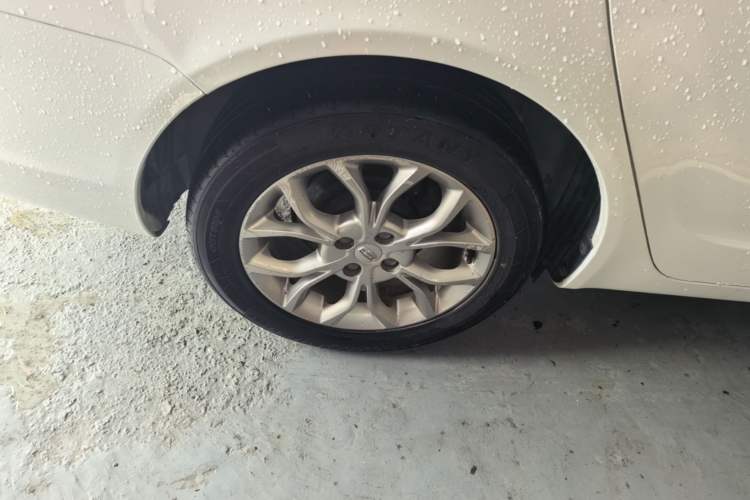 Used Geely Auto Vision 2018 1.5L Manual Happiness Edition Right Rear Wheel Hub