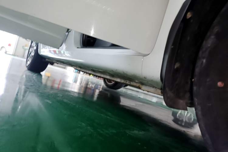 Used Geely Auto Vision 2018 1.5L Manual Happiness Edition Right Side Sill
