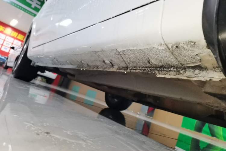 Used Geely Auto Vision 2018 1.5L Automatic Prestige Model Right Side Sill