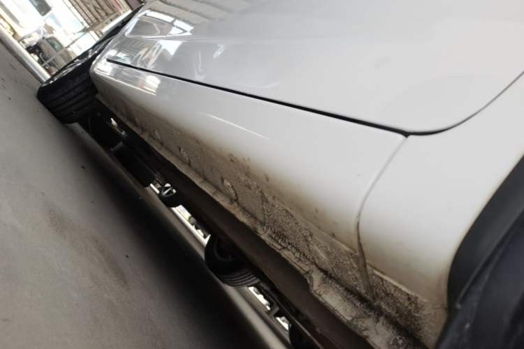 Used Geely Auto Vision 2018 1.5L Automatic Prestige Model Right Side Sill