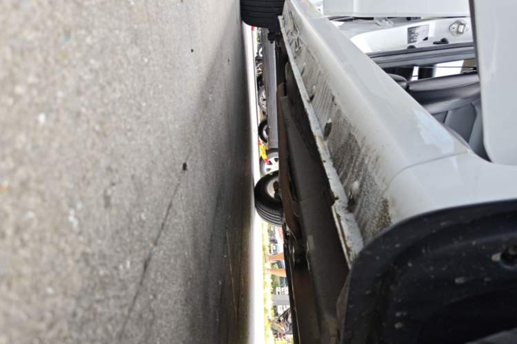Used Geely Auto Vision 2018 1.5L Manual Happiness Edition Right Side Sill