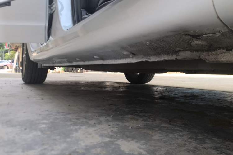Used Geely Auto Vision 2018 1.5L Manual Happiness Edition Right Side Sill
