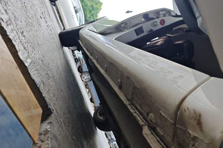 Used Geely Auto Vision 2018 1.5L Manual Happiness Edition Right Side Sill