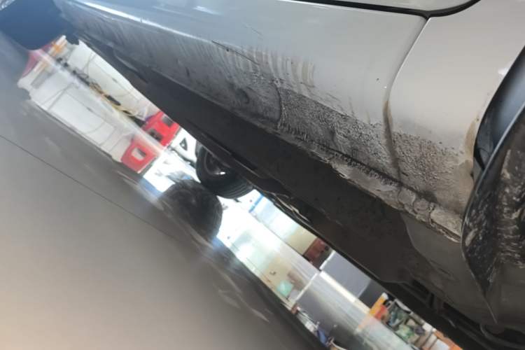 Used Geely Auto Vision 2018 1.5L Automatic Prestige Model Right Side Sill