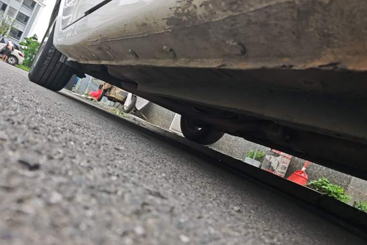Used Geely Auto Vision 2018 1.5L Manual Happiness Edition Right Side Sill