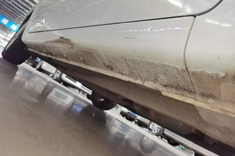 Used Geely Auto Vision 2018 1.5L Automatic Prestige Model Right Side Sill