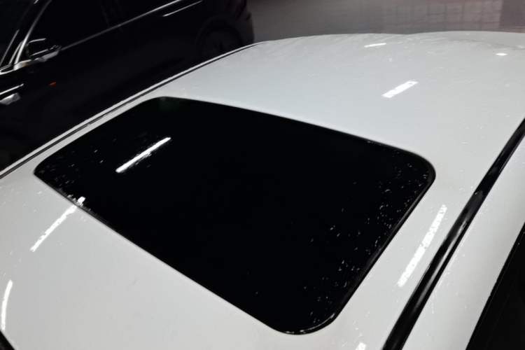 Used Geely Auto Vision 2018 1.5L Automatic Prestige Model Roof