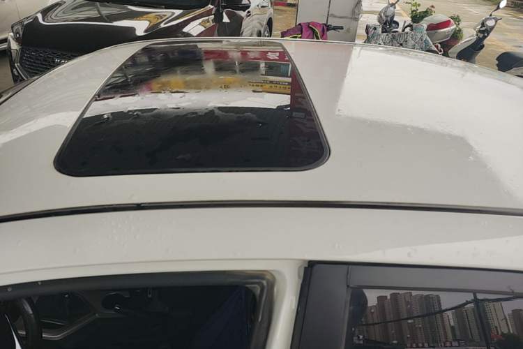 Used Geely Auto Vision 2018 1.5L Manual Happiness Edition Roof