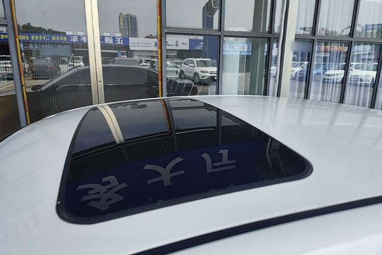 Used Geely Auto Vision 2018 1.5L Automatic Happiness Edition Roof