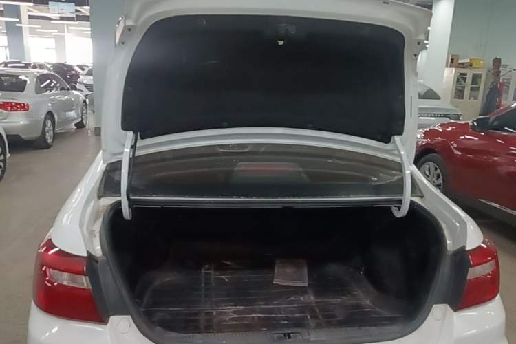 Used Geely Auto Vision 2018 1.5L Manual Happiness Edition Trunk