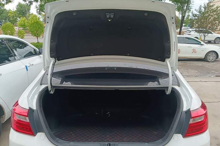 Used Geely Auto Vision 2018 1.5L Manual Happiness Edition Trunk