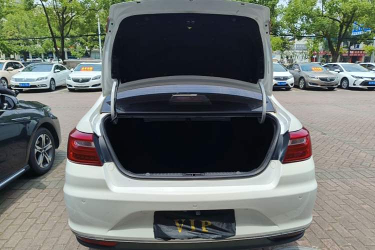 Used Geely Auto Vision 2018 1.5L Automatic Happiness Edition Trunk
