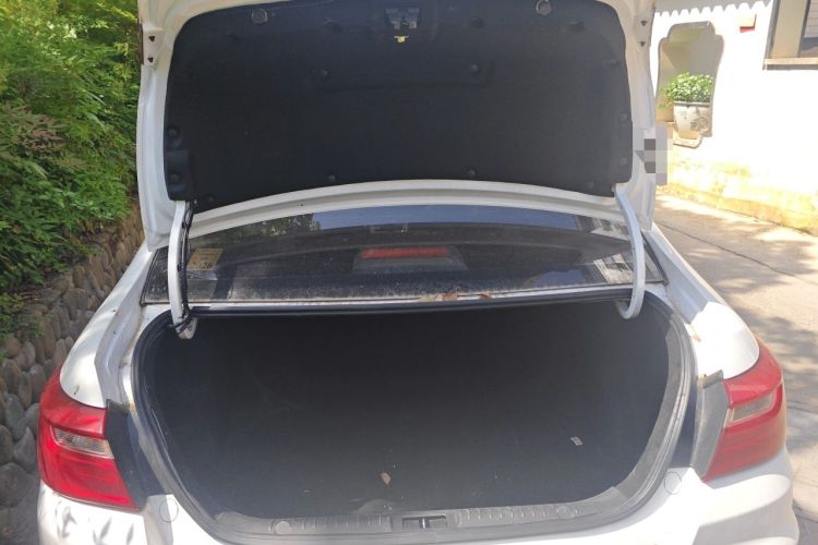 Used Geely Auto Vision 2018 1.5L Automatic Happiness Edition Trunk