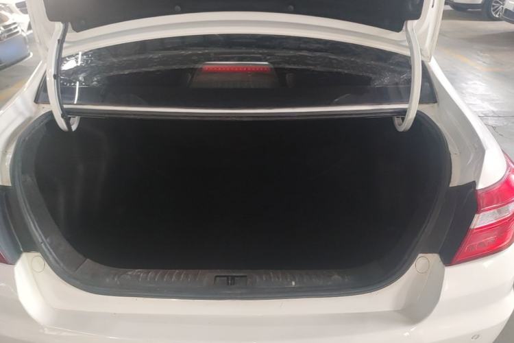 Used Geely Auto Vision 2018 1.5L Automatic Happiness Edition Trunk