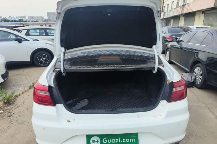 Used Geely Auto Vision 2018 1.5L Manual Happiness Edition Trunk