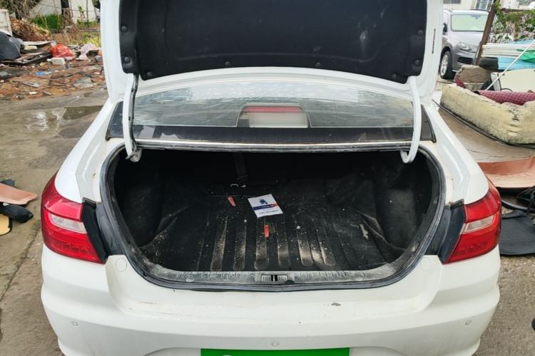 Used Geely Auto Vision 2018 1.5L Manual Happiness Edition Trunk