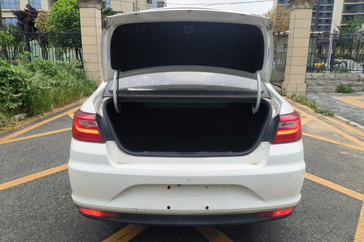 Used Geely Auto Vision 2018 1.5L Manual Happiness Edition Trunk