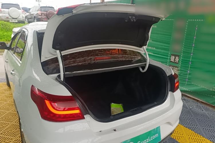 Used Geely Auto Vision 2018 1.5L Automatic Happiness Edition Trunk
